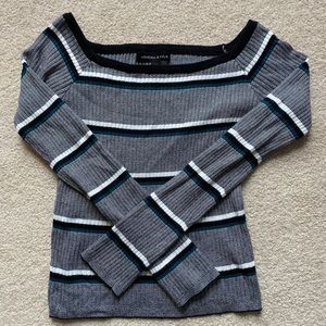 NEW KENDALL&KYLIE OFF THE SHOULDER SWEATER